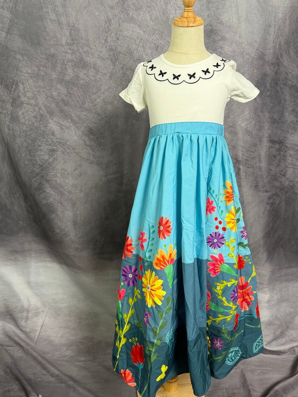 Only Little Once Encanto Mirabel Inspired Dress Sz 6
